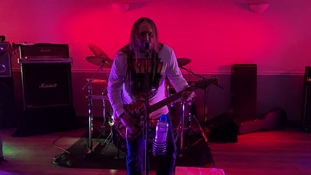 Goodnight Carnage "Broken Crown"