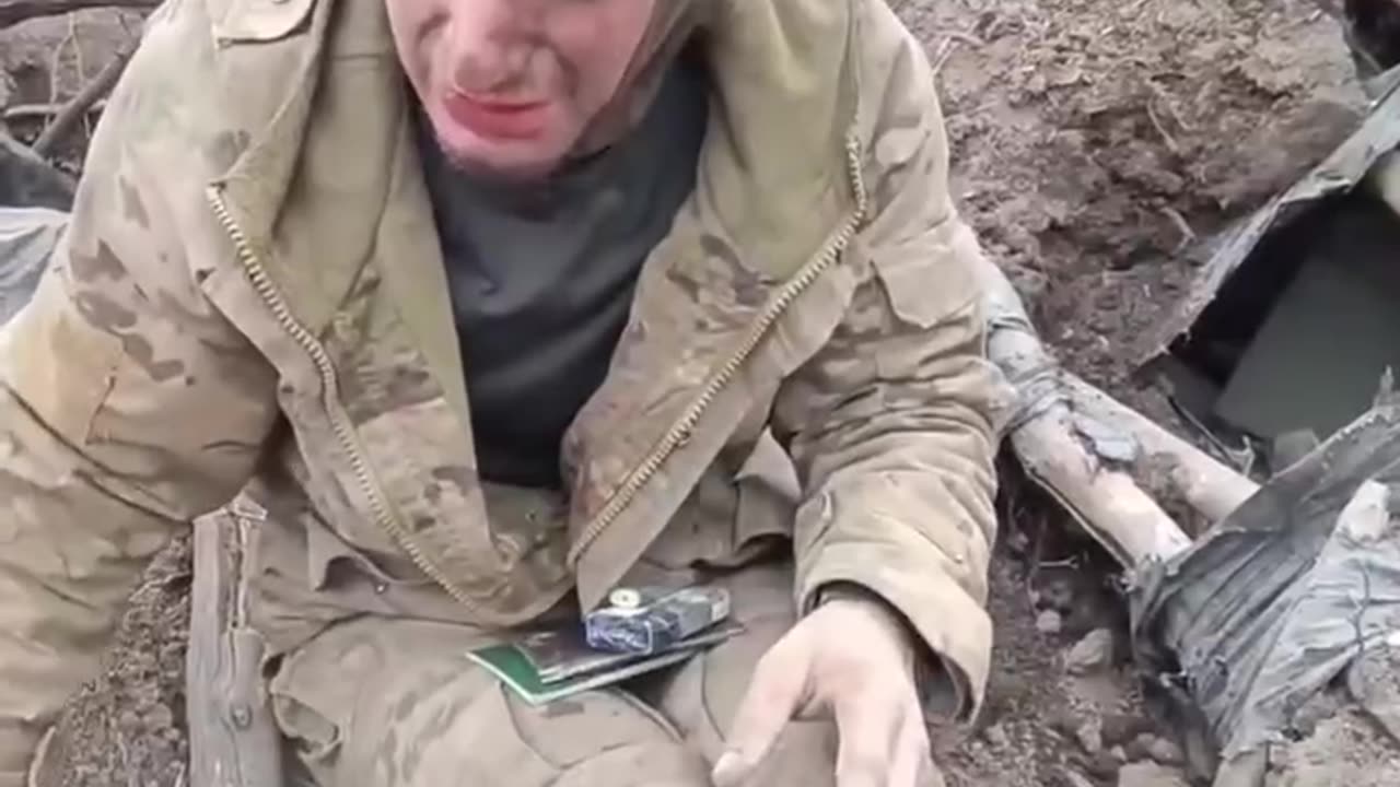 A terrified Ukrainian has been captured by a Russian unit, the man was abandoned by his colleagues