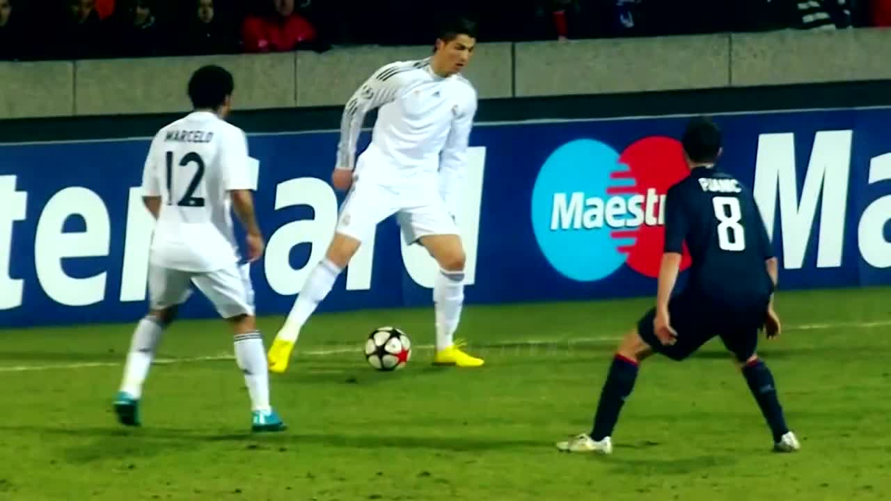 Messi vs Ronaldo skills