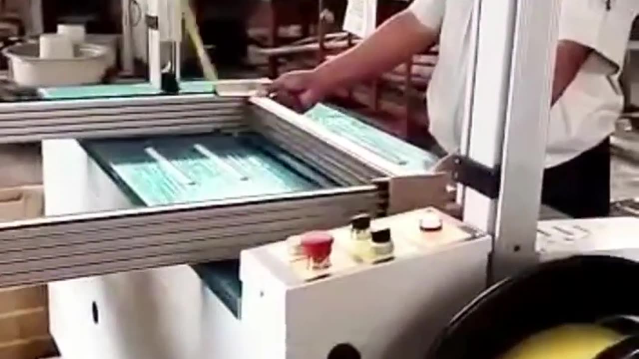 Box strapping machine ,Automatic PP plastic carton box strapper