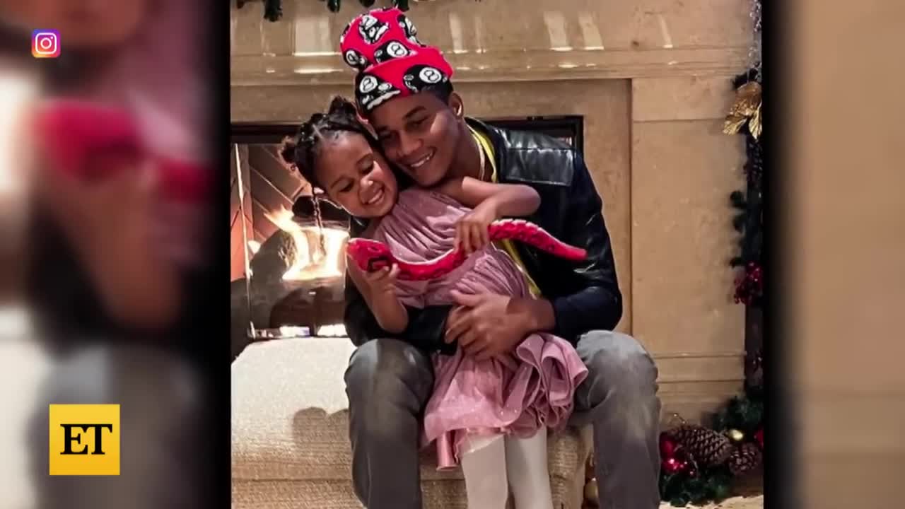 Tia Mowry and Cory Hardrict REUNITE for Christmas