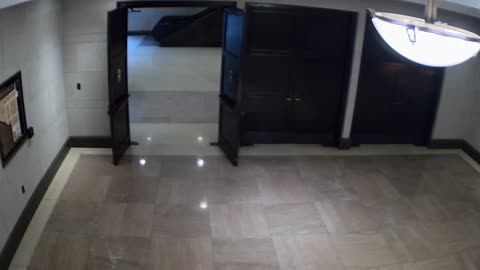 7189CVCLLSVC205_2021-01-06_14h20min01s110ms.mp4