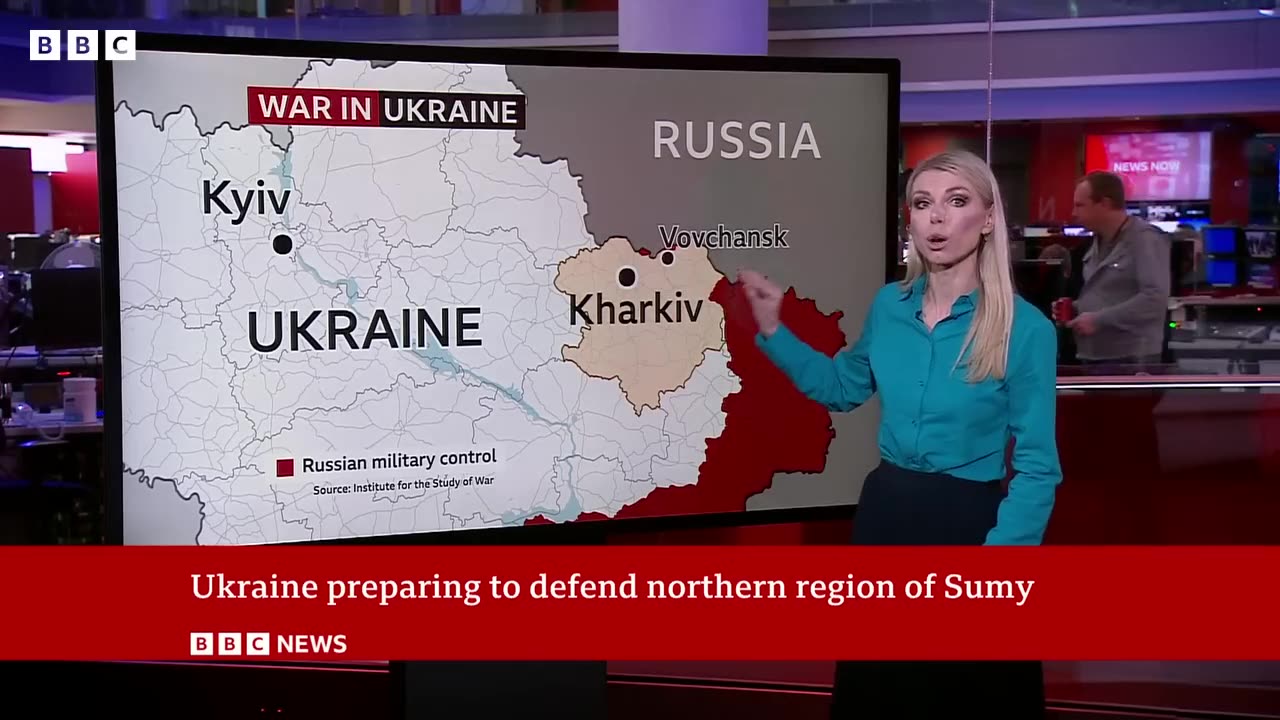 Ukraine prepares to defend Russia's push inKharkiv region | BBC News