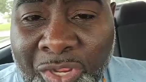 DONALD TRUMP AND THE HOOD