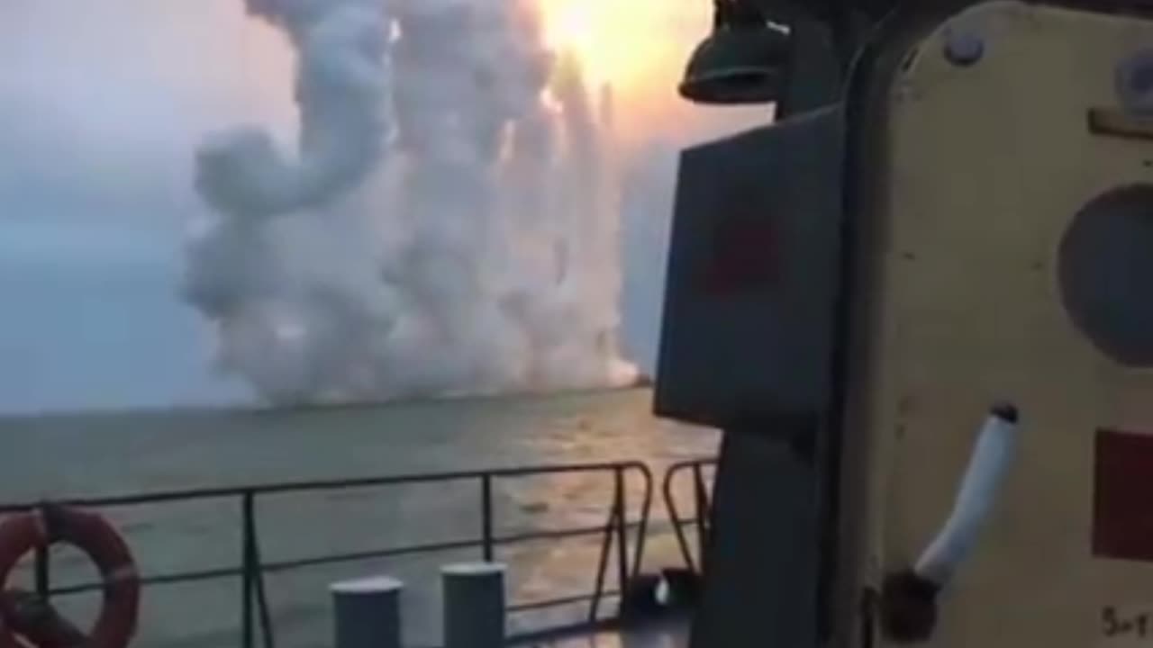 Russian ships firing missiles from the Black Sea