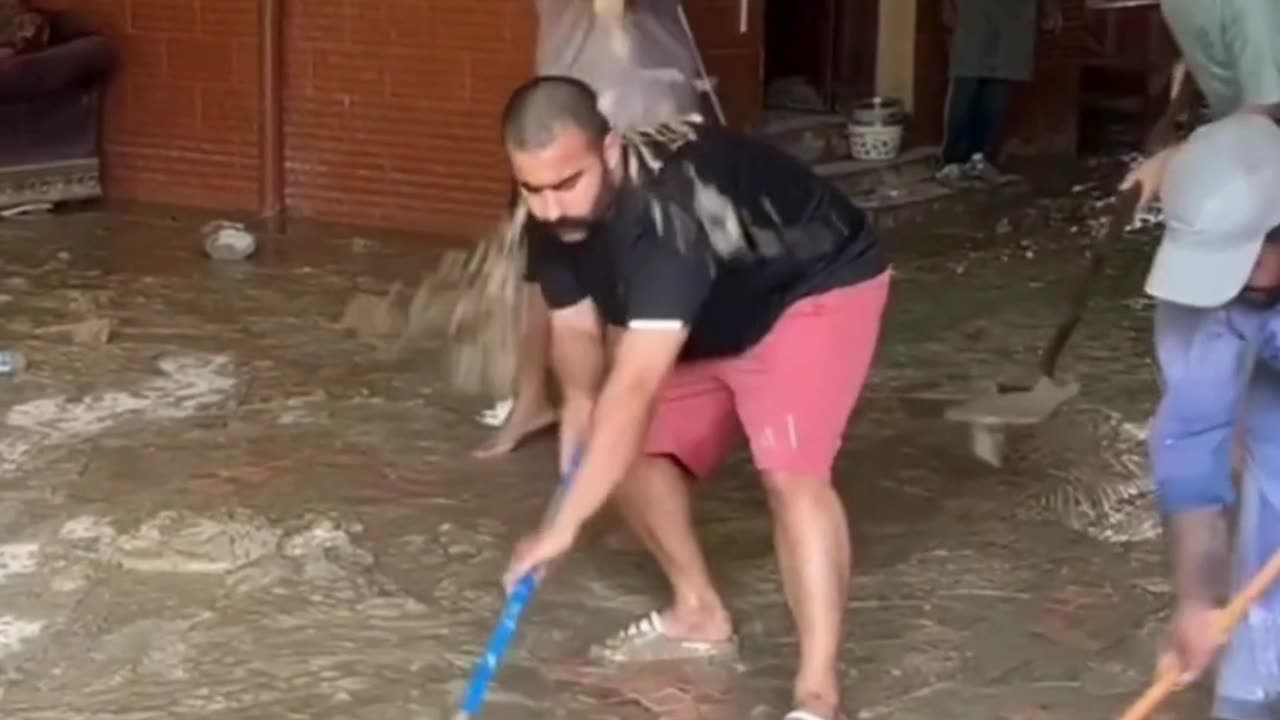 The end 😂😂😂 #shorts #fails #funny #laugh #viral #idiotsradar