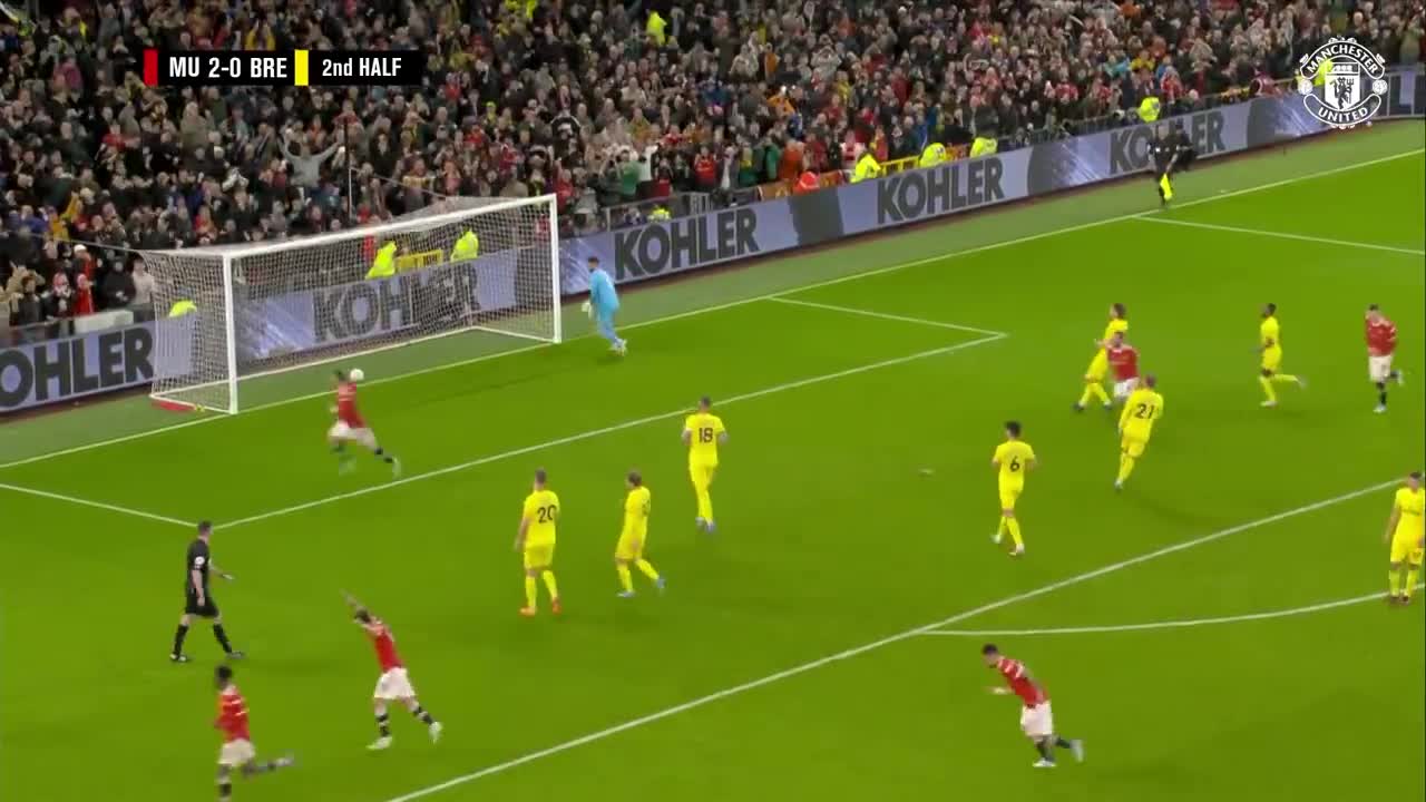 Varane's First United Goal! | Manchester United 3-0 Brentford | Highlights
