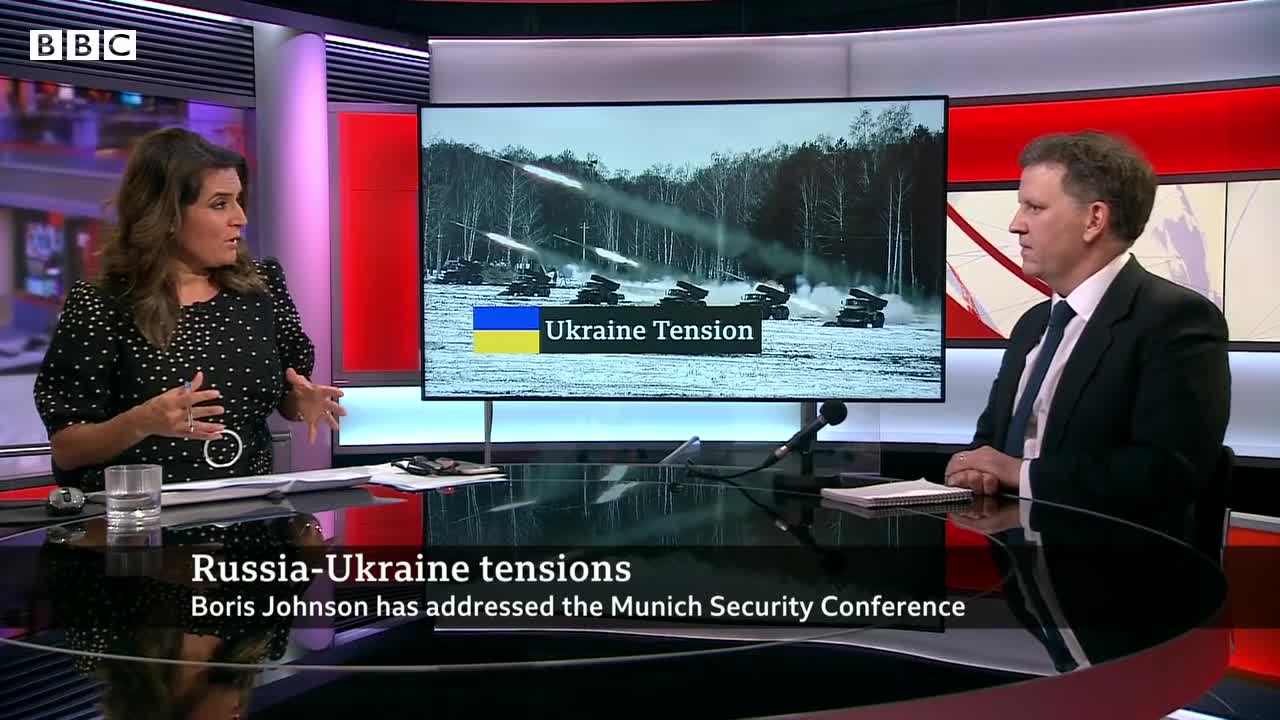 Warnings about Russia over Ukraine as Putin tests missiles - BBC News