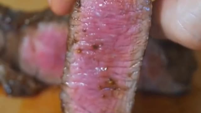 Steak production, how to master the steak barbecue skills, make delicious steak