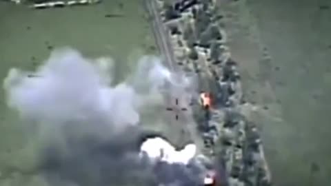 Excalibur GPS 155mm Shell Smashes into Russian Lines