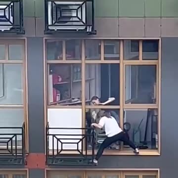 That Lady Has Lost Her Mind