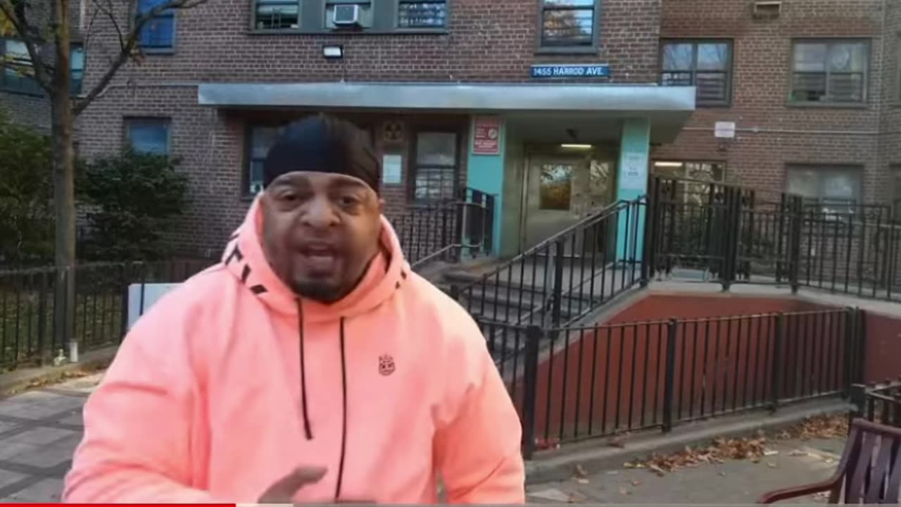 44 minutes of drunk nigga shit 😆😆😆😆😆