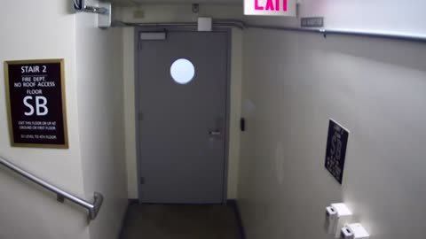 6160RHOBSBRSBST2StairwaySide_2021-01-06_04h00min00s173ms.mp4