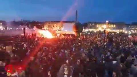 🇫🇷FRANCE - It is estimated that 9 million people took to the streets yesterday. All demanding to be heard by one man 🔥