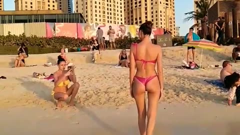 Dubai marina beach beautiful girl #viralvideo