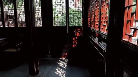 Window lattice, the eye of garden