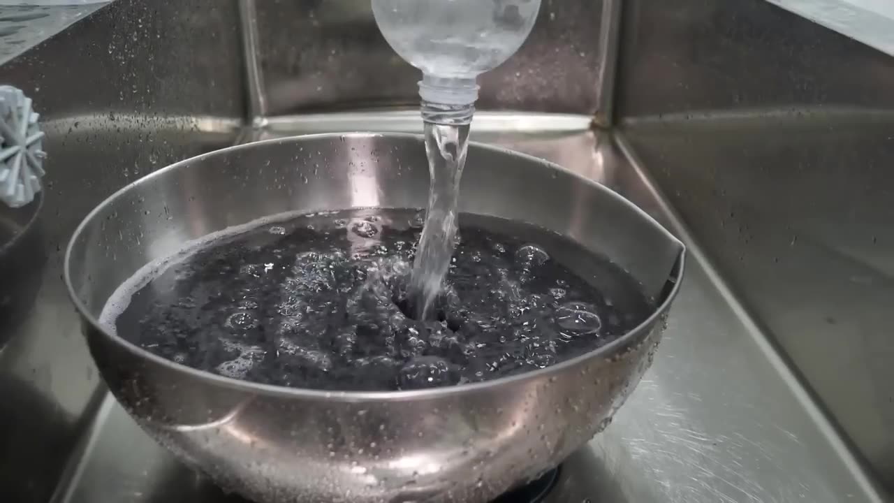 The process of making caviar, one of the world's top three delicacies / Korean street food