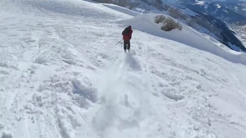 Candide Thovex - A bit of skiing-2