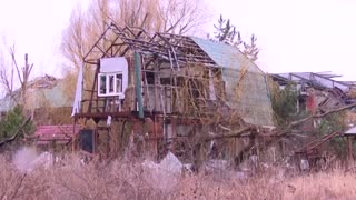 Emotional German ForMin at Ukraine frontline