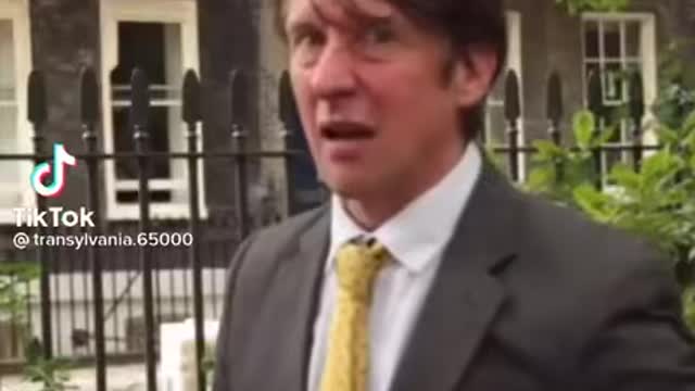 F You Joe Biden you incompetent fool!