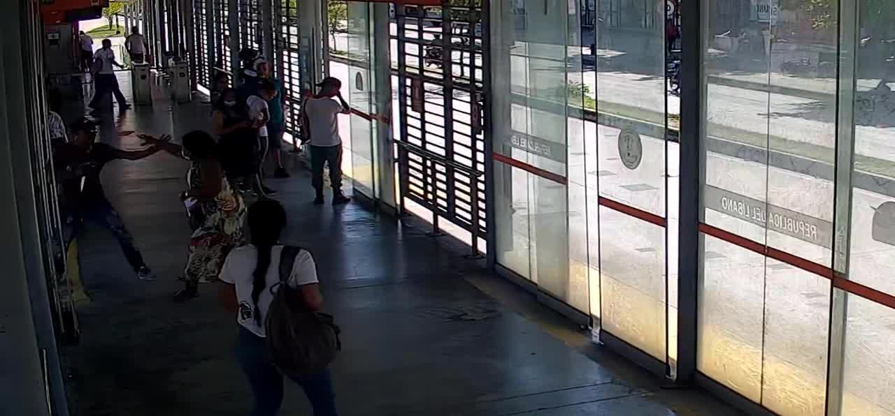 Atraco en estación de Transcaribe