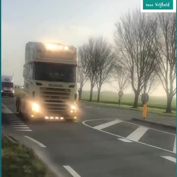 Netherland Truckers Join Canadian Trucker Protest