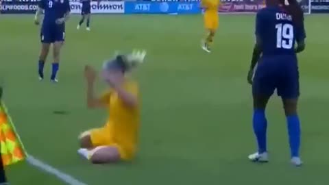 Crazy moments in women's soccer 😂😂😂