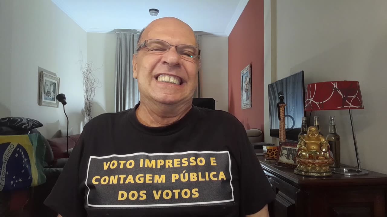 Somos todos texanos, de chapelão e tudo