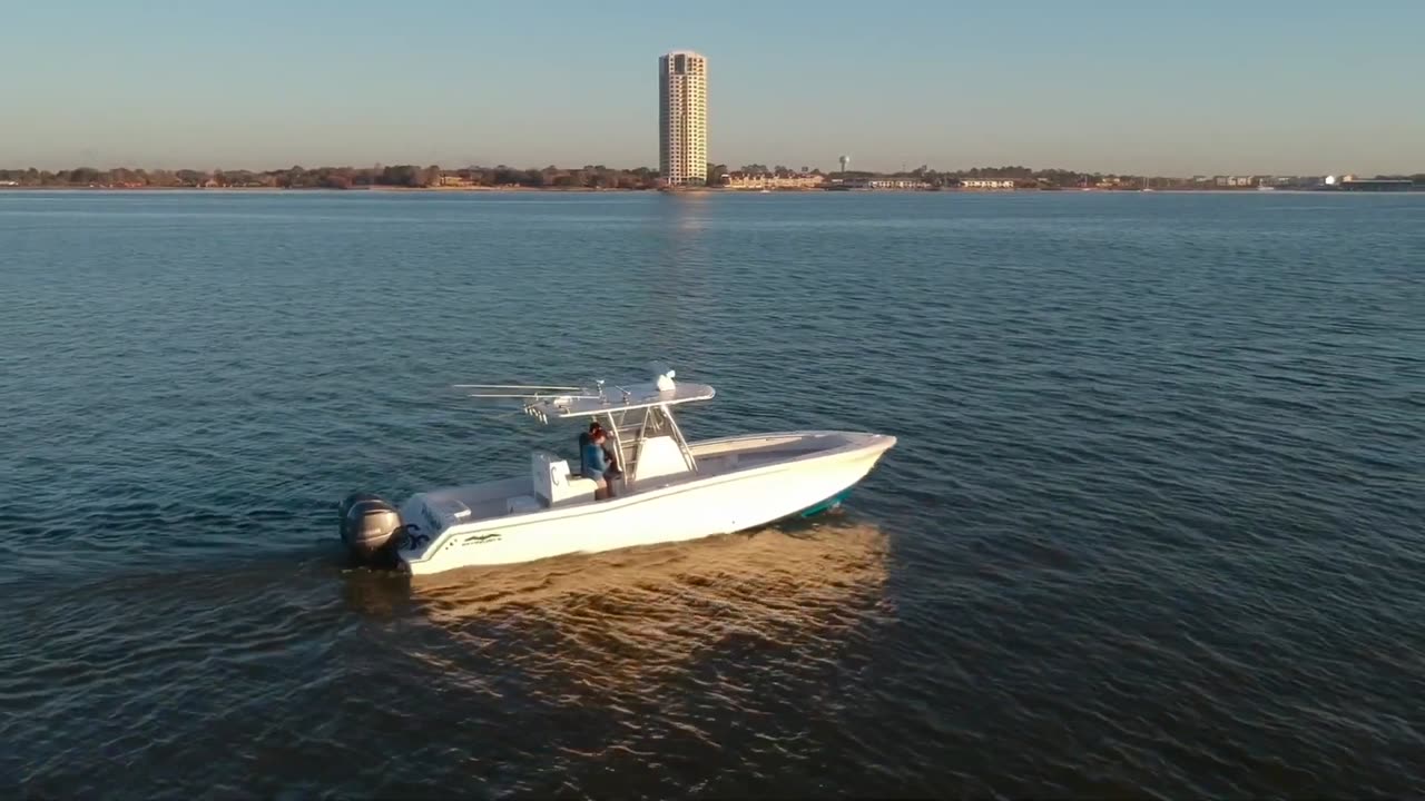 2017 Invincible 33 Center Console