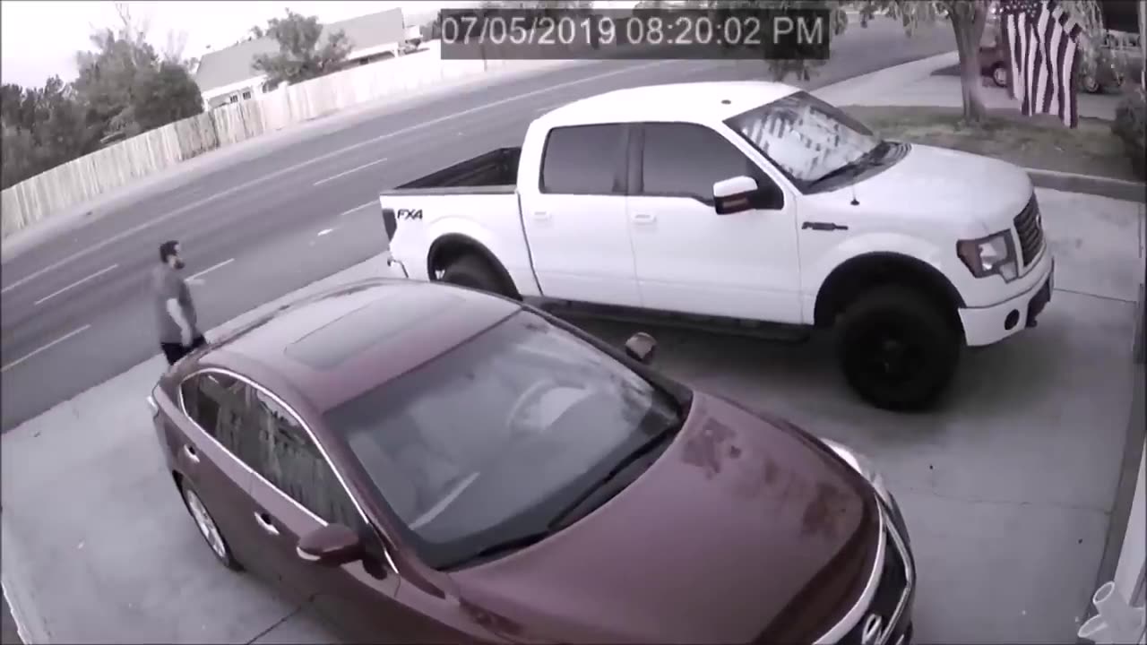 Earthquake Shaking Seen in Ridgecrest Home's Surveillance Videos