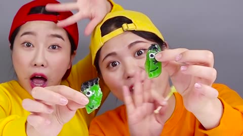 Green Food Edible Towel Crepe Cake DONA MUKBANG