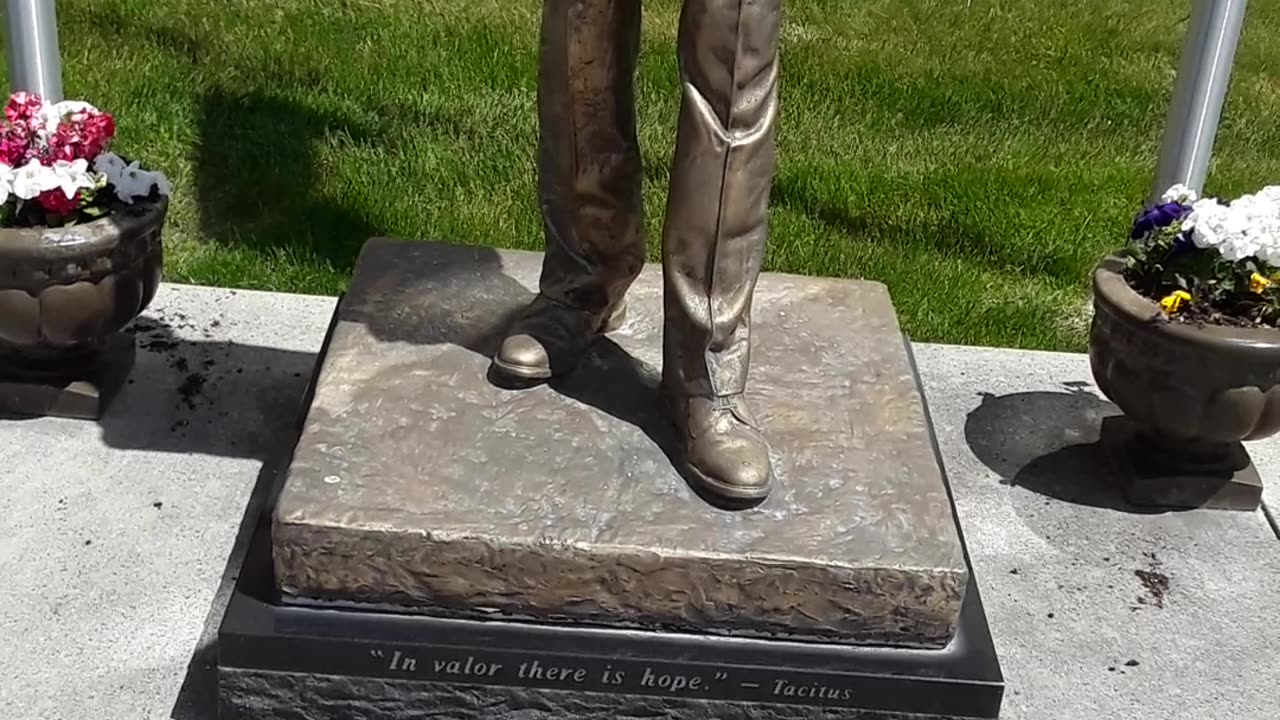 Memorial Day, remember both our Veterans and even Officers. 5/29/23
