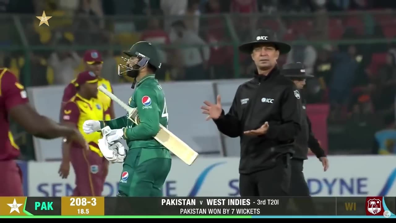 Match winning shots by Asif Ali