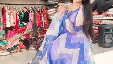 Aaj unse milna hai hume #challenge #fashion #gown #saree