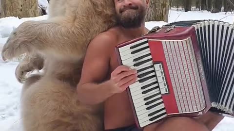 The #Russian Guy -10°C with #Bear.