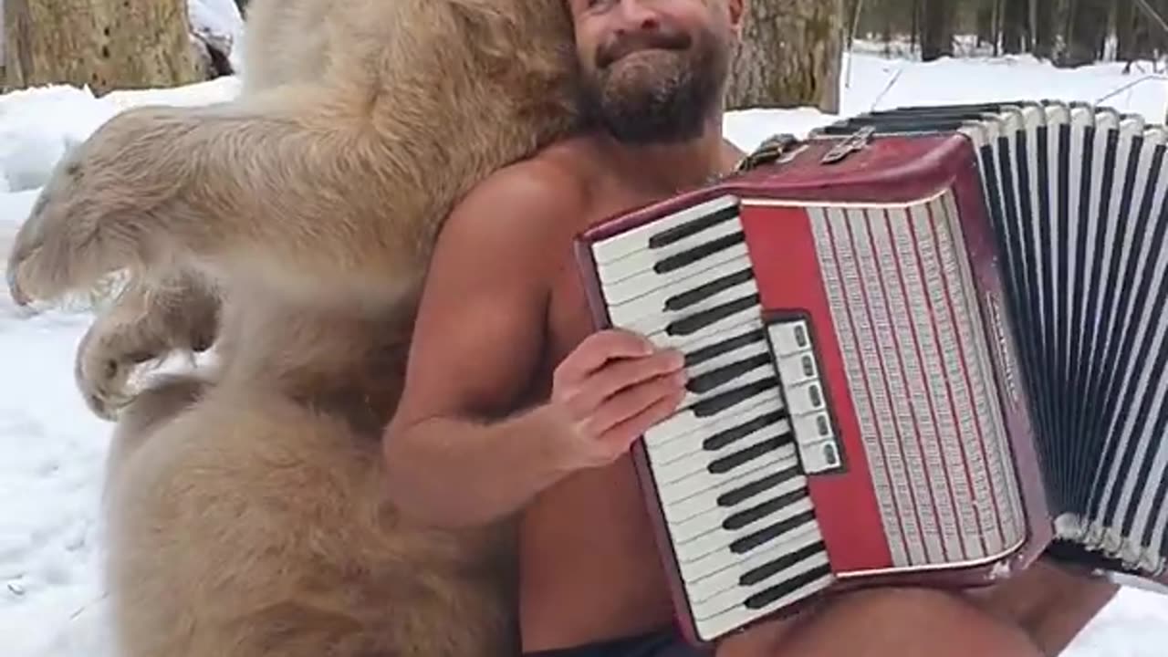 The #Russian Guy -10°C with #Bear.