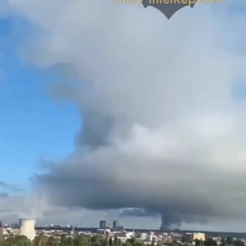 Eyewitnesses observe columns of smoke in the vicinity of ​​the Kiev hydroelectric power station