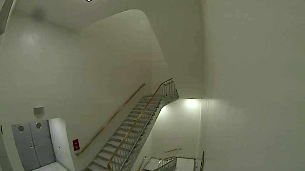 3154RHOB03Stair5_2021-01-06_04h00min01s227ms.mp4