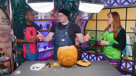 How to make a Thanos pumpkin for Halloween! Earth's Mightiest Show Bonus