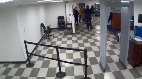 6135RHOBG3G3L8ScreeningArea8_2021-01-06_16h00min01s777ms.mp4