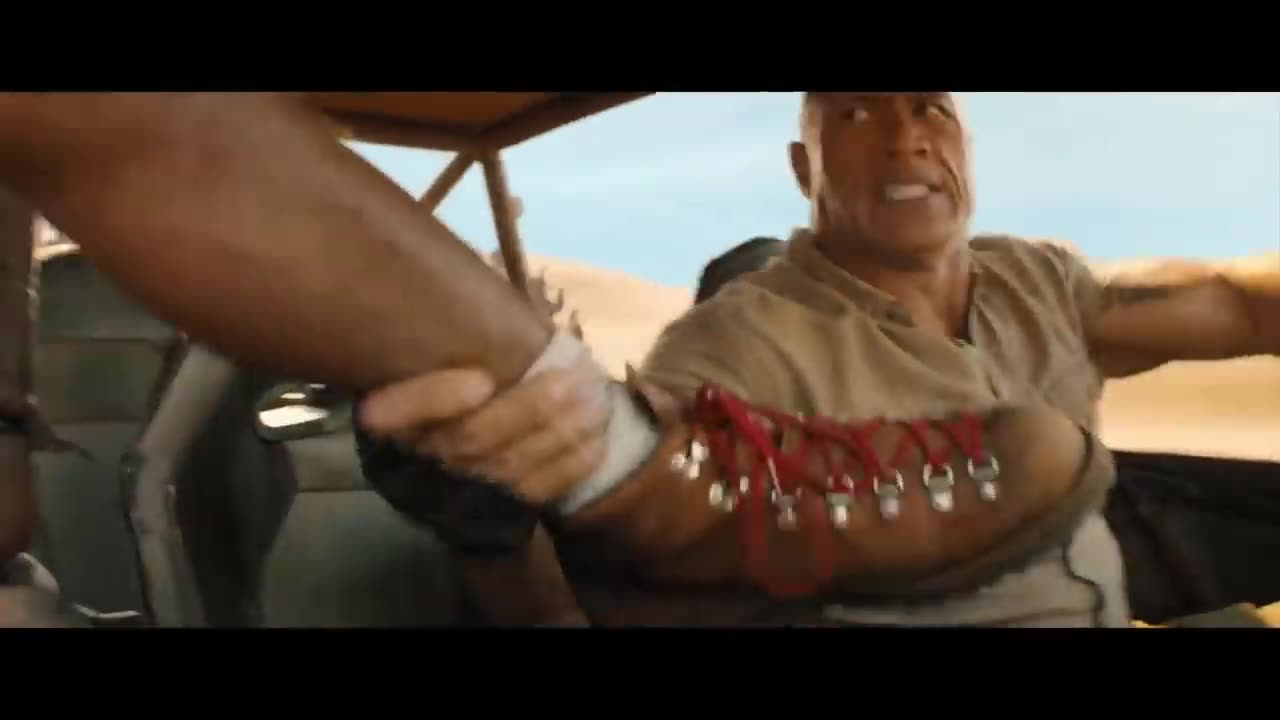 Escaping Flock Of Ostriches | Jumanji: The Next Level
