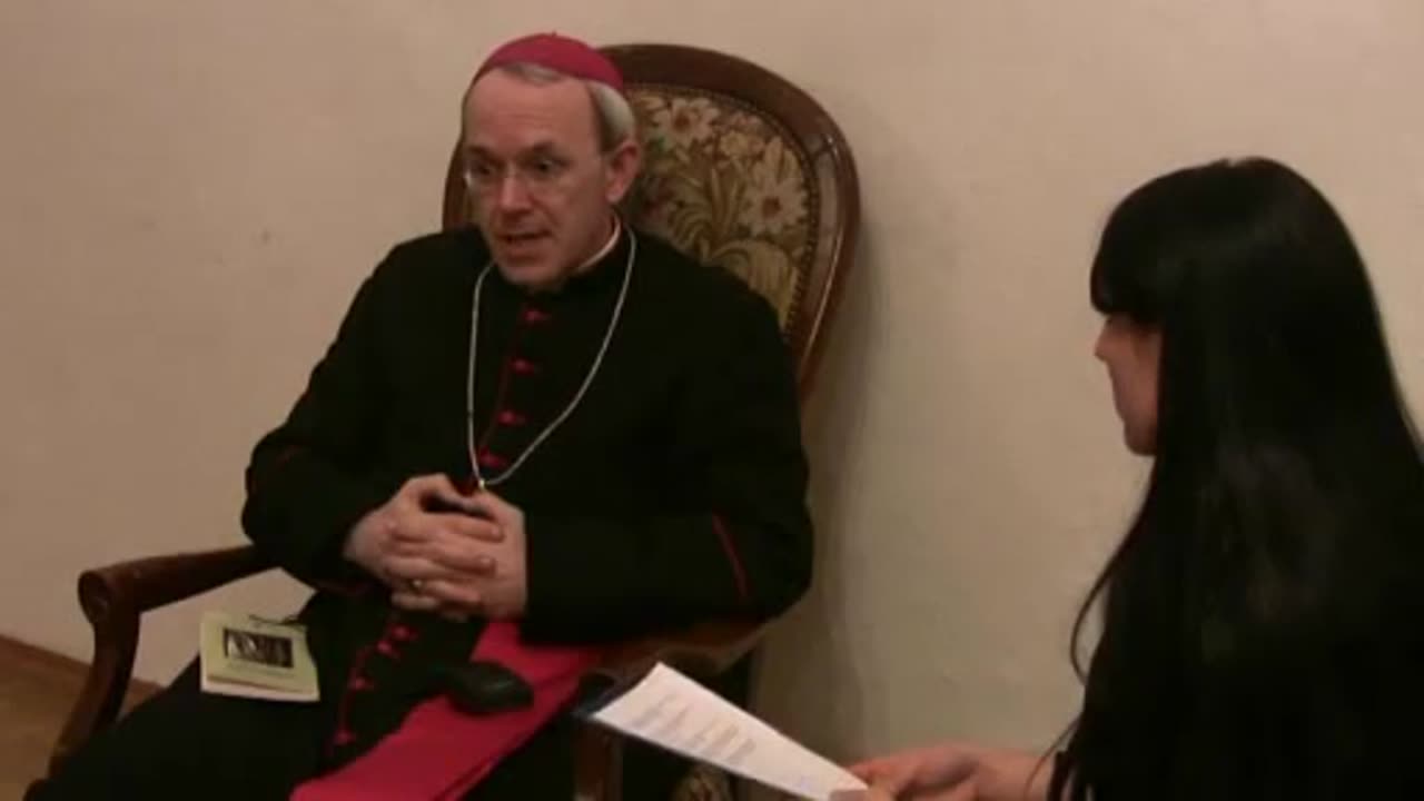 Communion in the hand: Like distributing cookies - Auxiliary Bishop Athanasius Schneider