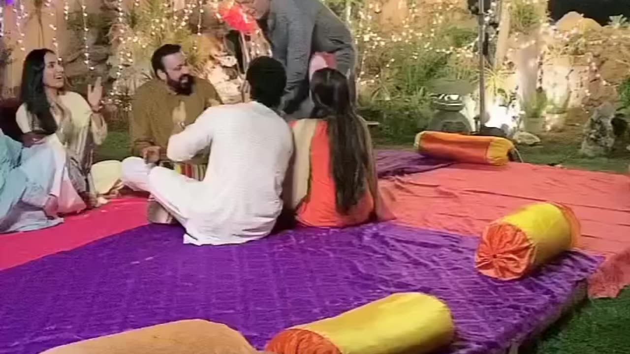 BTS - Oye Hoye Oye Oye Pasha Oye 🙁😅 - Fairy Tale 2