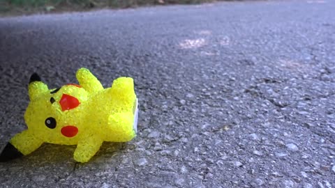 Crushing Crunchy & Soft Things by Car! EXPERIMENT CAR vs Chalk