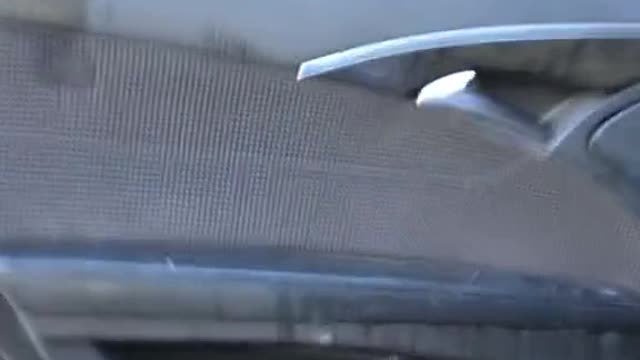 Quickly install the protective film.