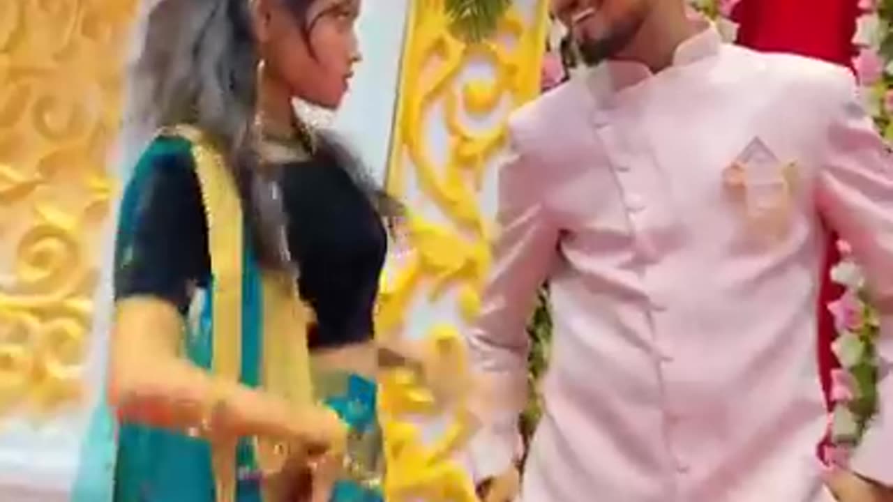 Joote De Do Paise Le Lo......@Nritya Performance #Shorts Dance Video