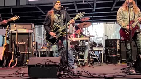 Goodnight Carnage "Broken Crown"