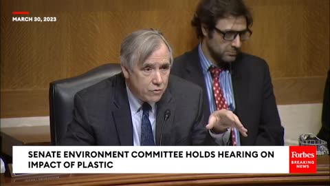 Jeff Merkley Leads Senate Environment Committee Hearing On Effect Of Plastics