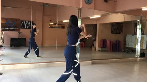 Want to learn such sexy dance