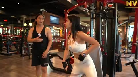 BILLY SYAHPUTRA KUAT BANGET ANGKAT MARIA VANIA DI GYM | FITNESS ROOM